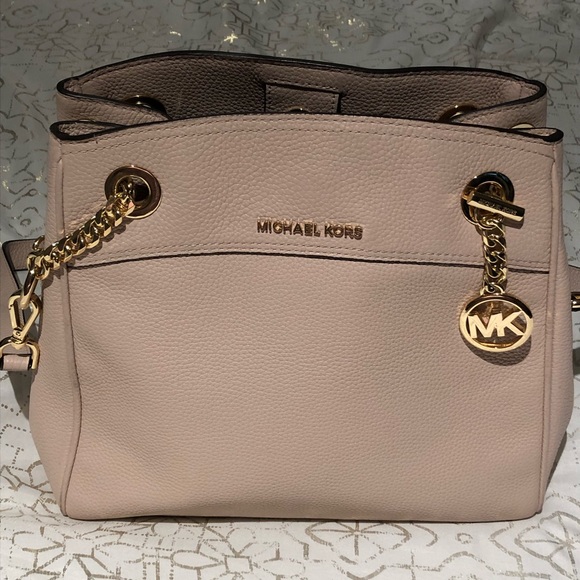 Michael Kors Handbags - Michael Kors Leather Crossbody